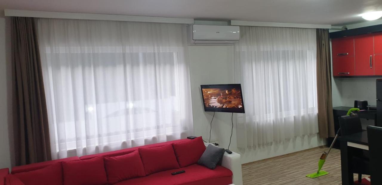 Apartmani Grza Paraćin Buitenkant foto
